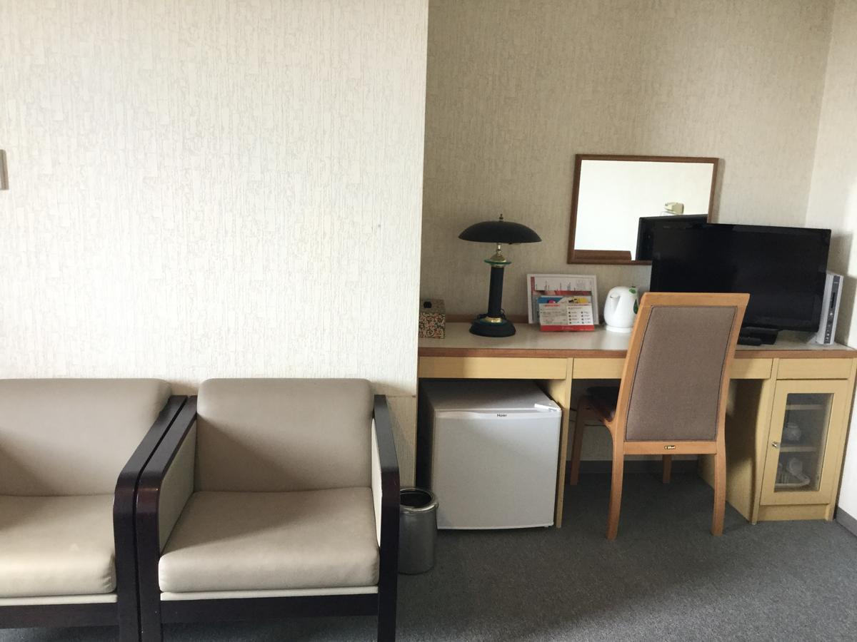 Hotel Four C'S Motomiya Екстер'єр фото