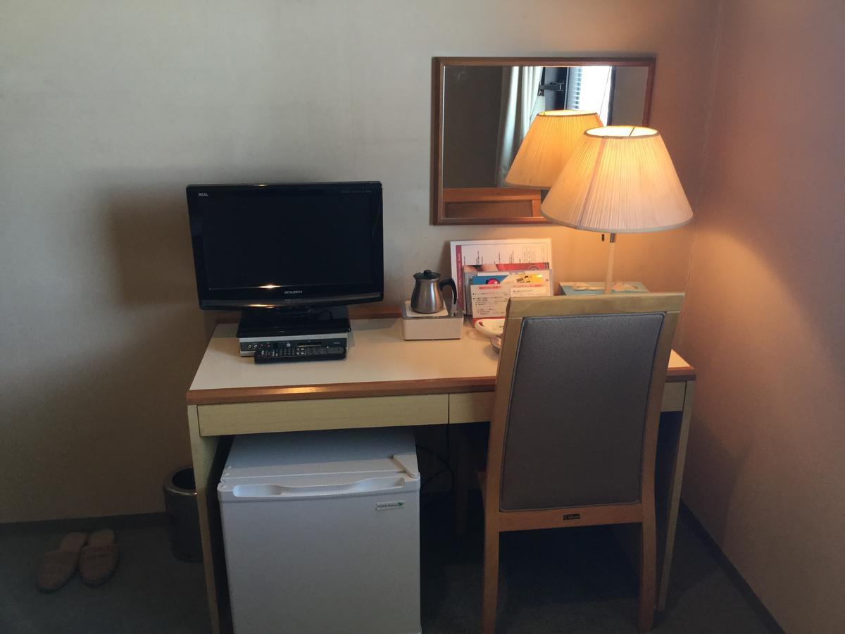 Hotel Four C'S Motomiya Екстер'єр фото